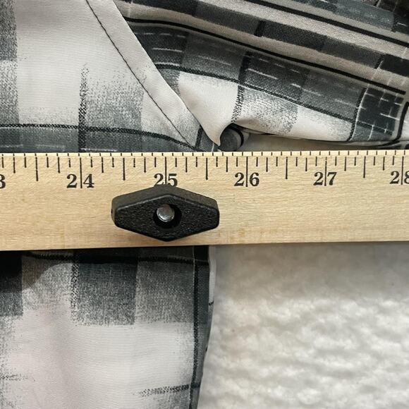 Southpole Shirt Mens XL Black White Checkered Plaid Short Sleeve Button Up Retro - Picture 7 of 9